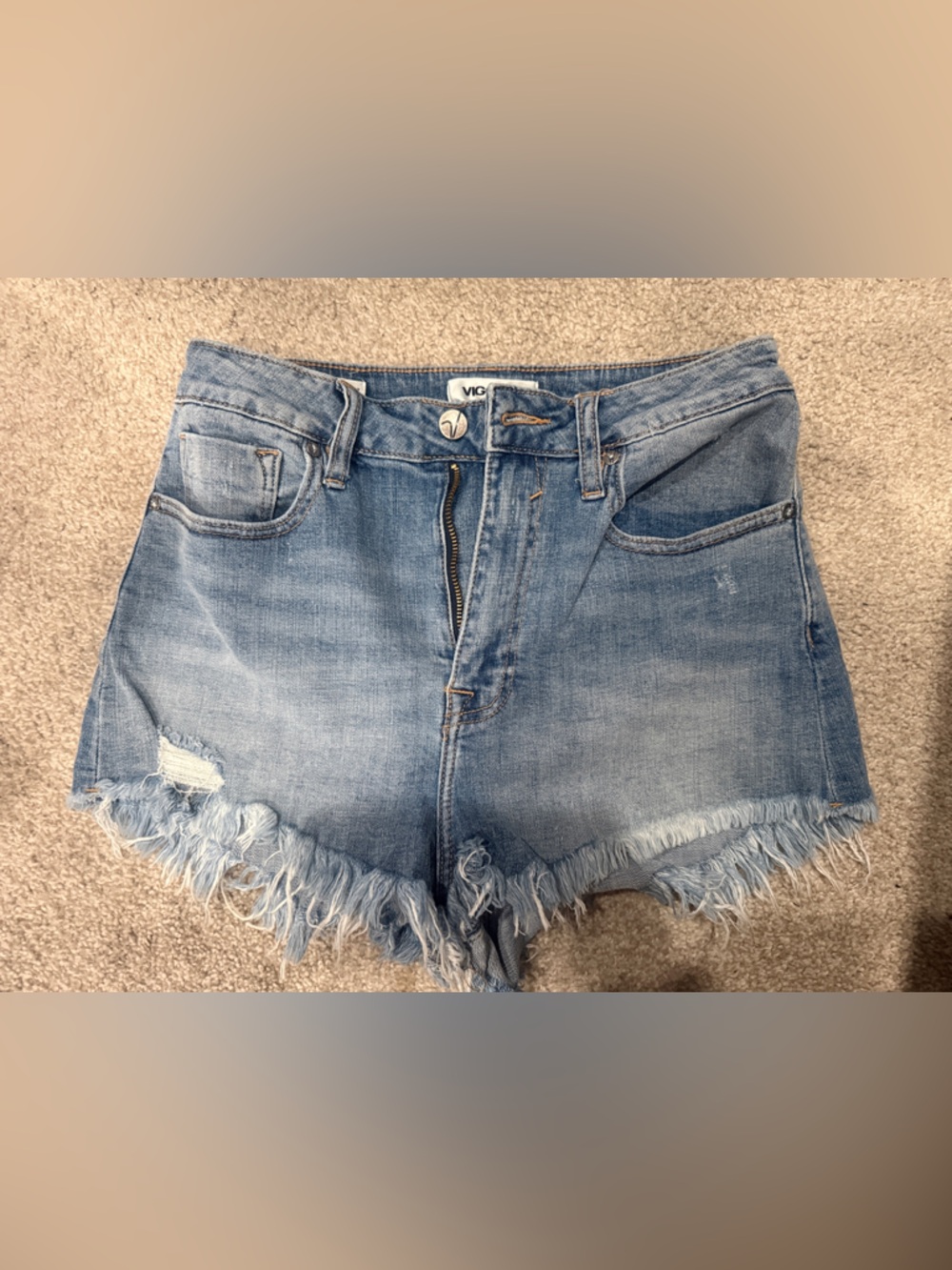 NWOT Light Wash Frayed Hem Denim Shorts